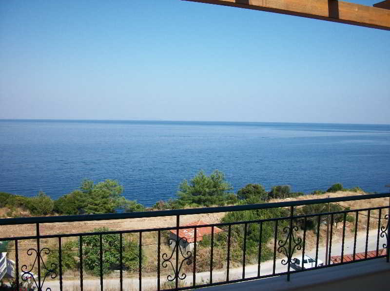 Dioni Studios & Apartments Poros  Exterior foto