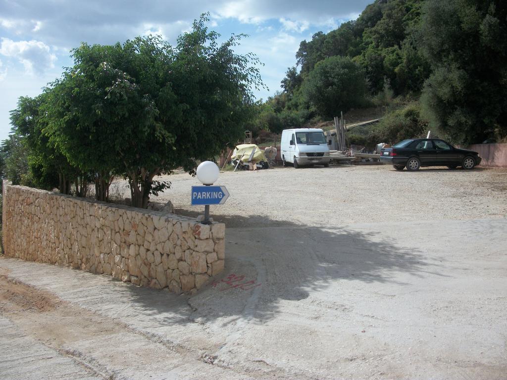 Dioni Studios & Apartments Poros  Exterior foto
